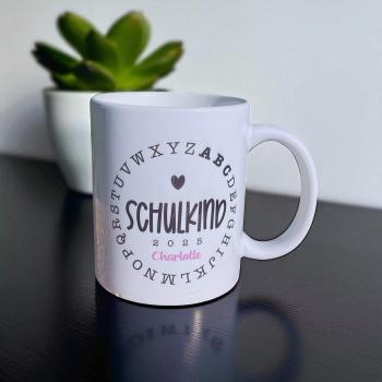 Keramiktasse Schulkind 2025 mit Vornamen personalisiert Einschulung Namenstasse - Artikel-Nr. 1100004